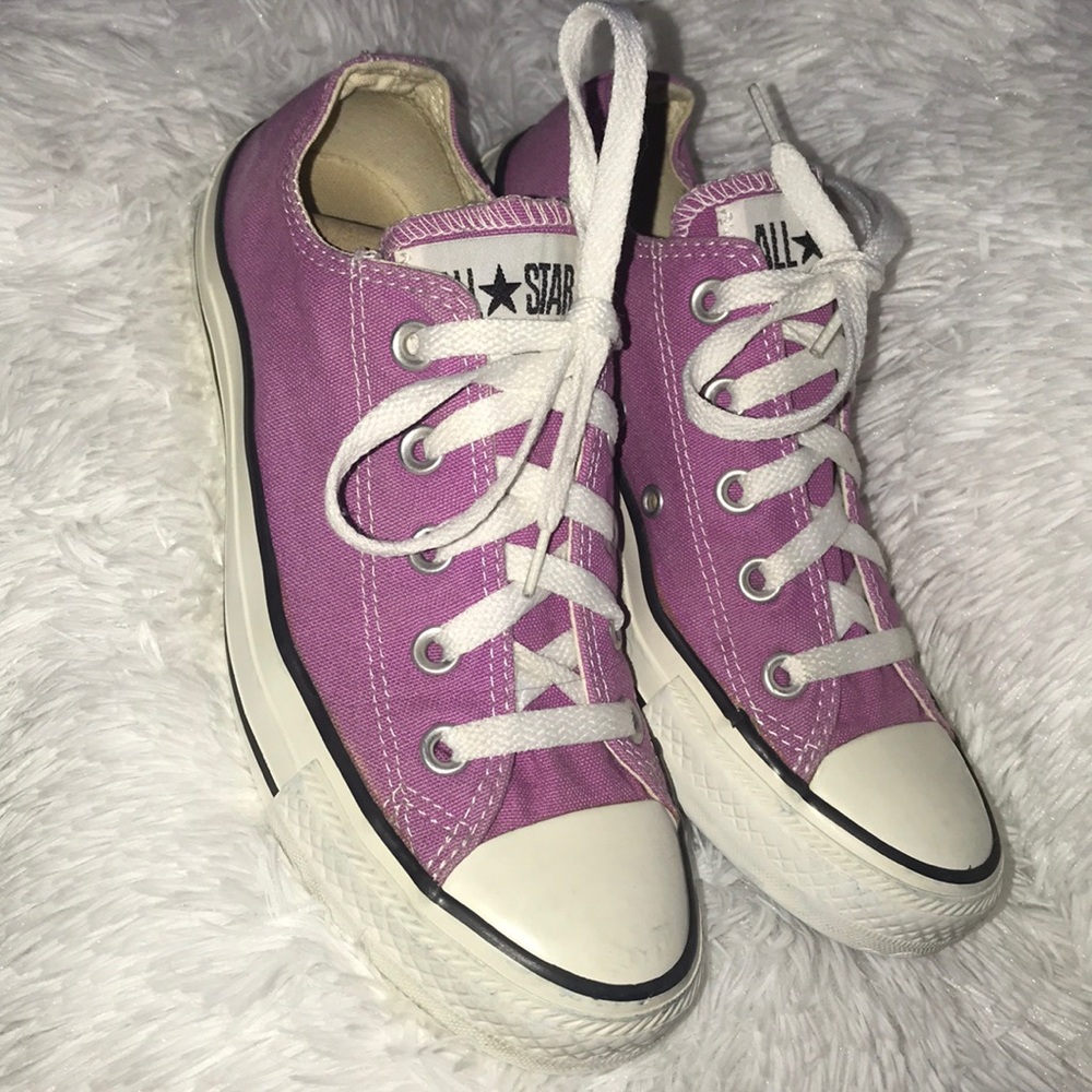 converse purple shoes